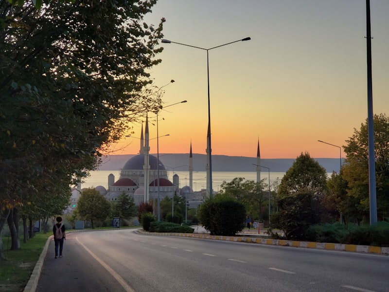 Açı Eğitim Kurumları Sahibi Kim Hangi Ülkenin?