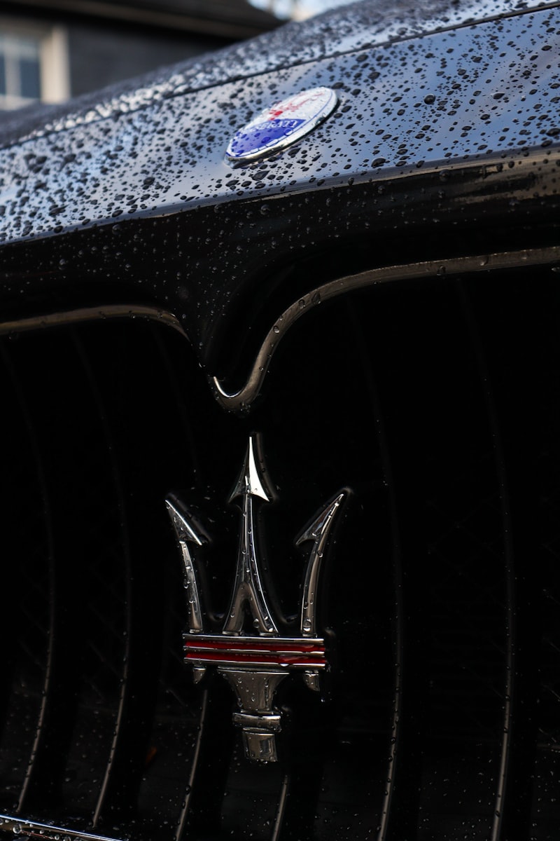 uploaded image maserati hangi ulkenin mali nerenin arabasi 1707902989693