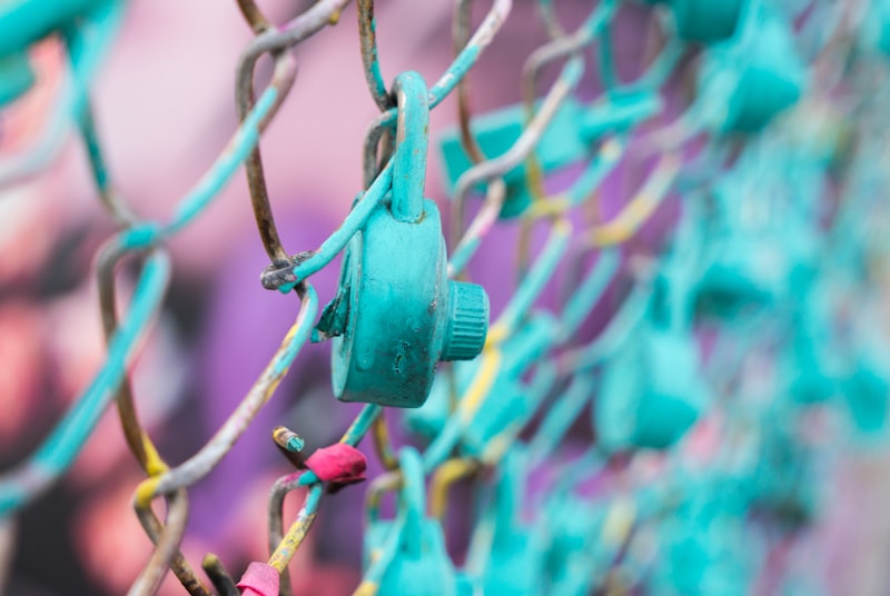 Mul-T-Lock Hangi Ülkenin Markasıdır? Mul-T-Lock Hangi Ülkenin Markasıdır?